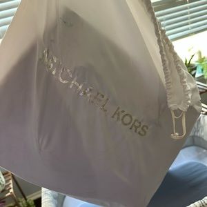 Perfect condition Michael kors purse